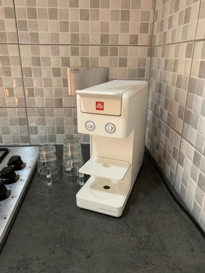 Giuliani 23 Apartment Триест Экстерьер фото